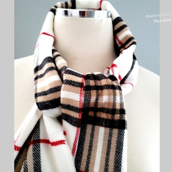 100% Cashmere Checked Made in Scotland Plaid Scarf - Picture 6 of 8